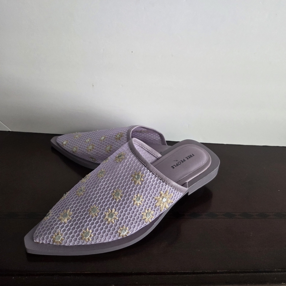 Free People Lilac Daisy Mesh Embellished Mules Sz.6 - Picture 4 of 6